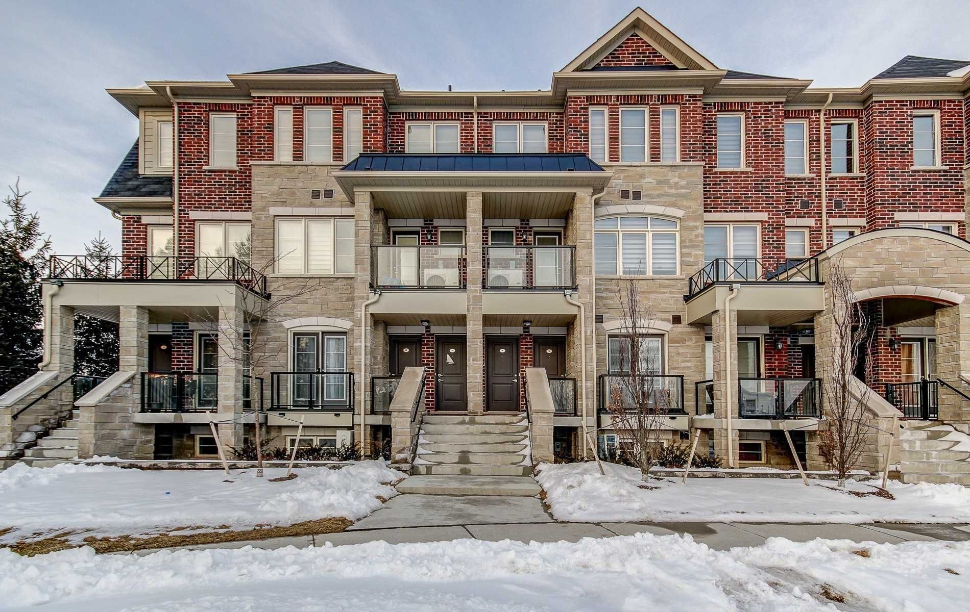 200 Veterans Dr Newtowns at Mount Pleasant Townhomes 4 Condos for